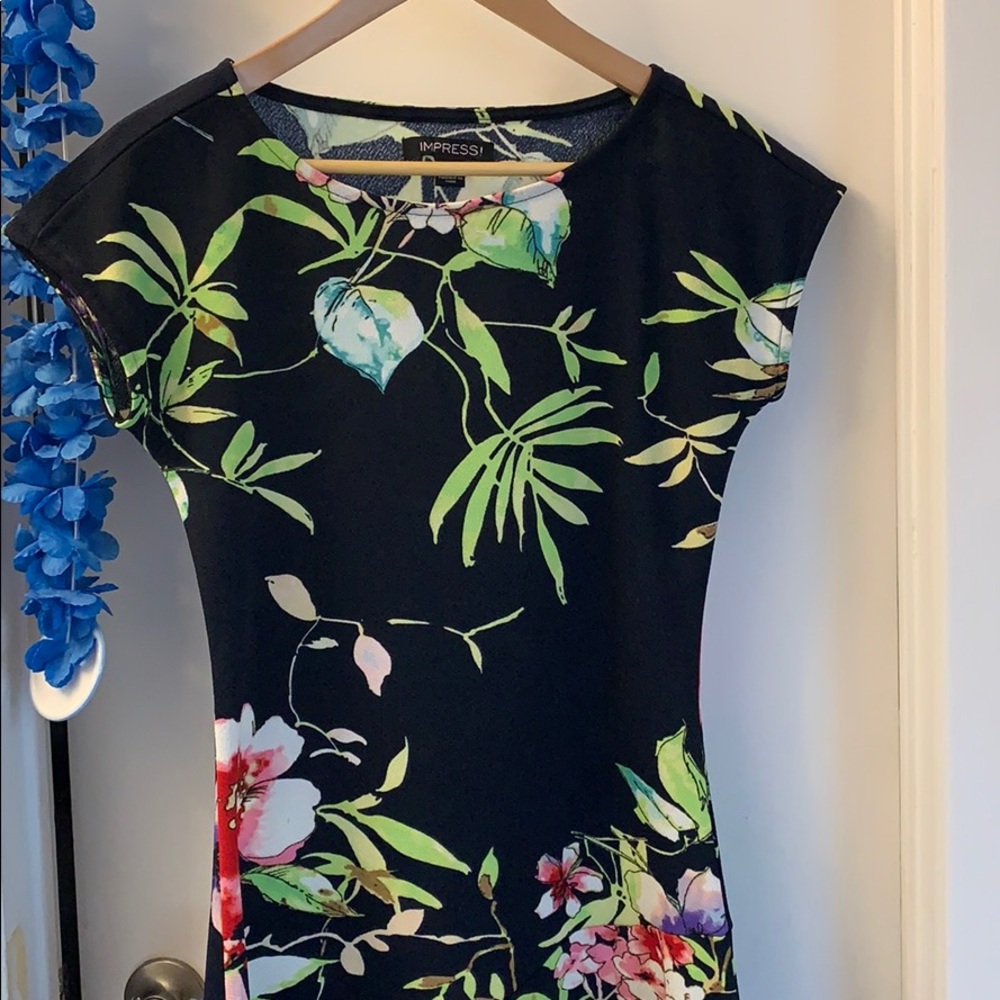 Floral dress - Picture 7 of 8
